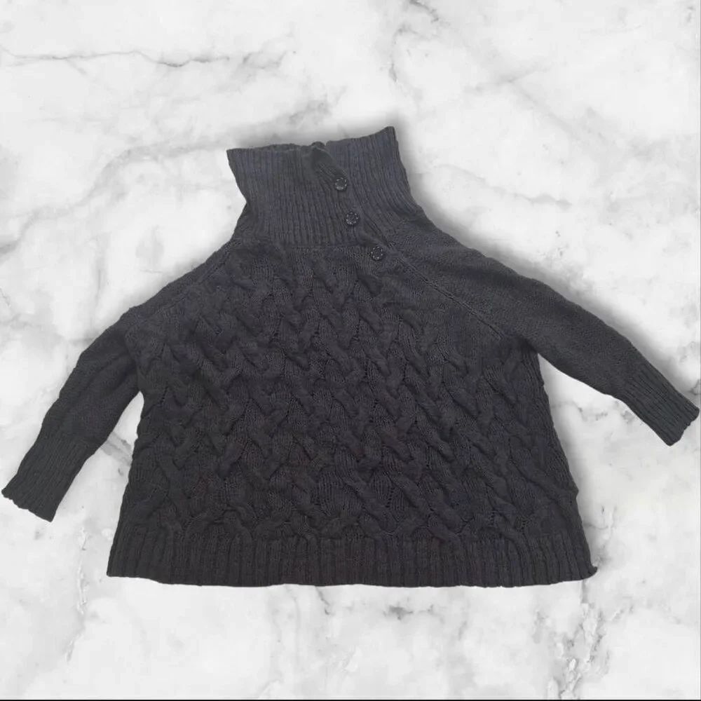 Free People Gray Cable Knit Button Sweater Size XS